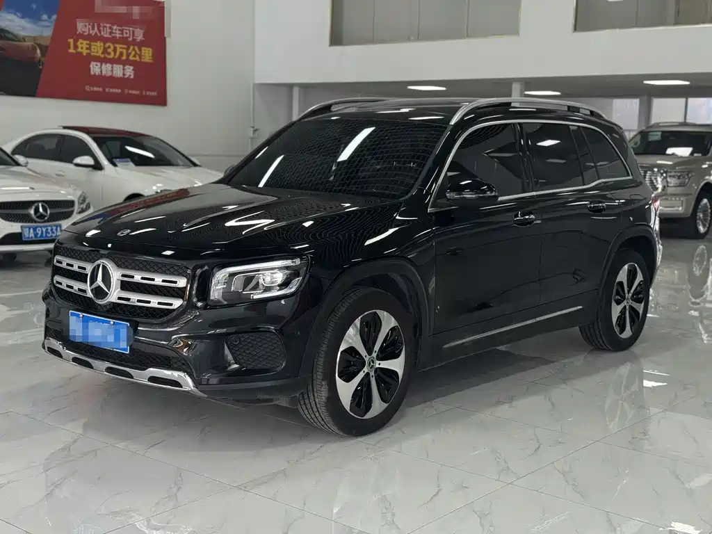 Mercedes-Benz GLB 2023