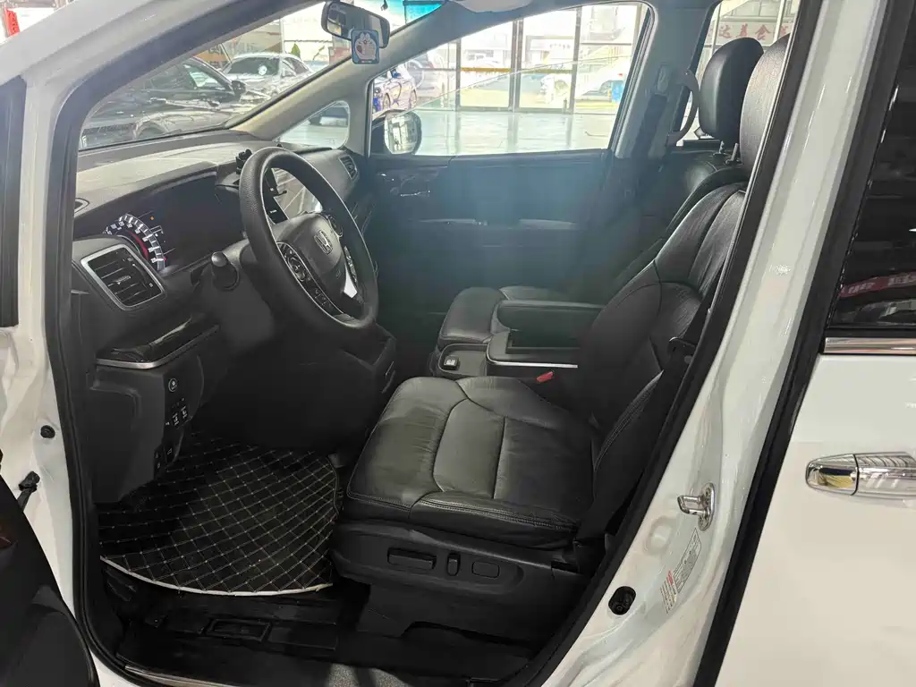 Honda Odyssey — миниатюра 5