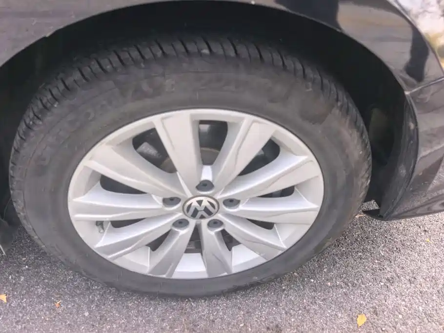 Volkswagen Sagitar — миниатюра 6