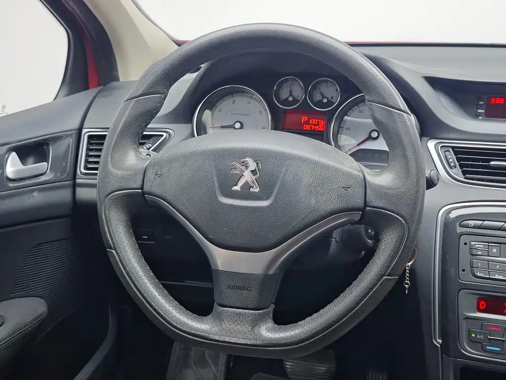 Peugeot 308 — миниатюра 14