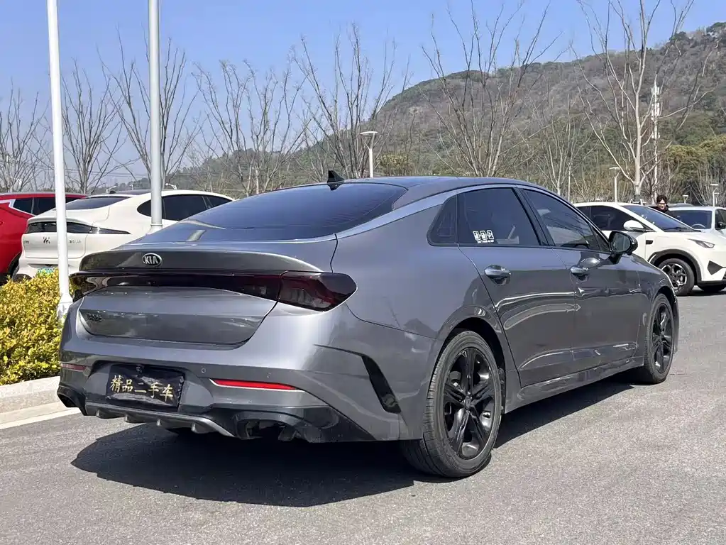Kia K5 — миниатюра 6