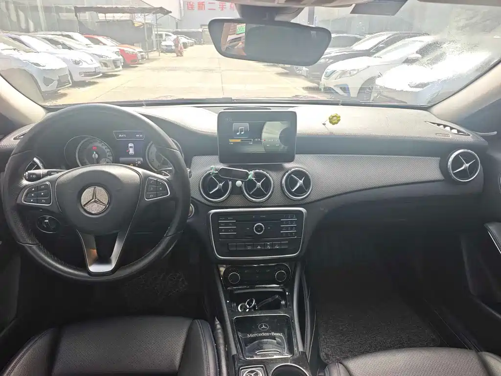 Mercedes-Benz GLA — миниатюра 4