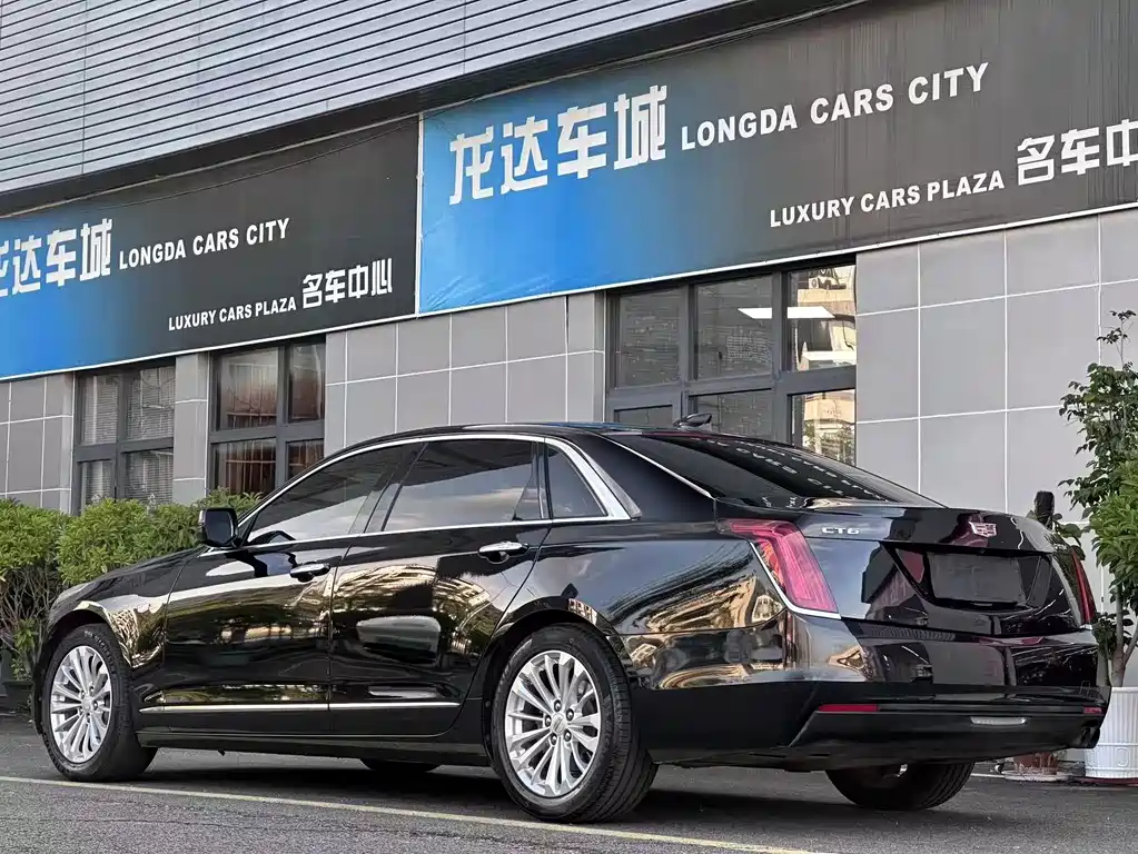 Cadillac CT6 — миниатюра 12