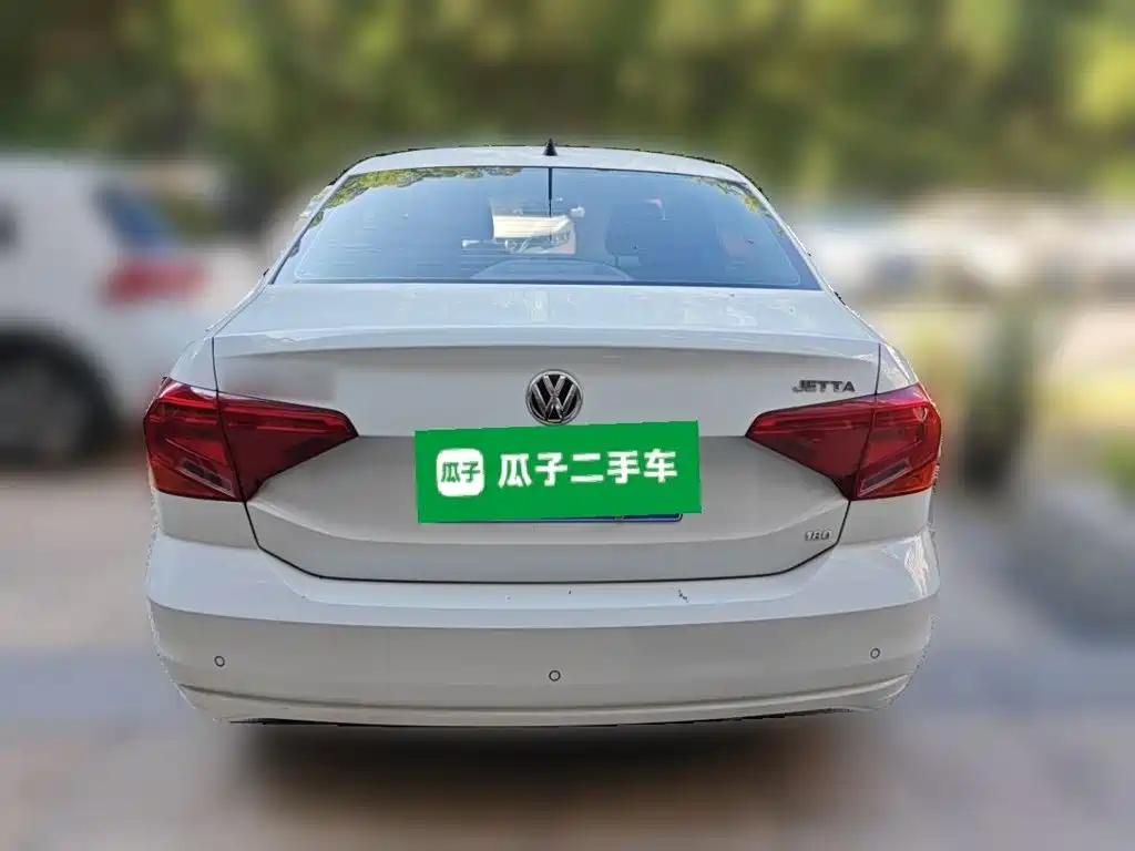 Volkswagen Jetta — миниатюра 5