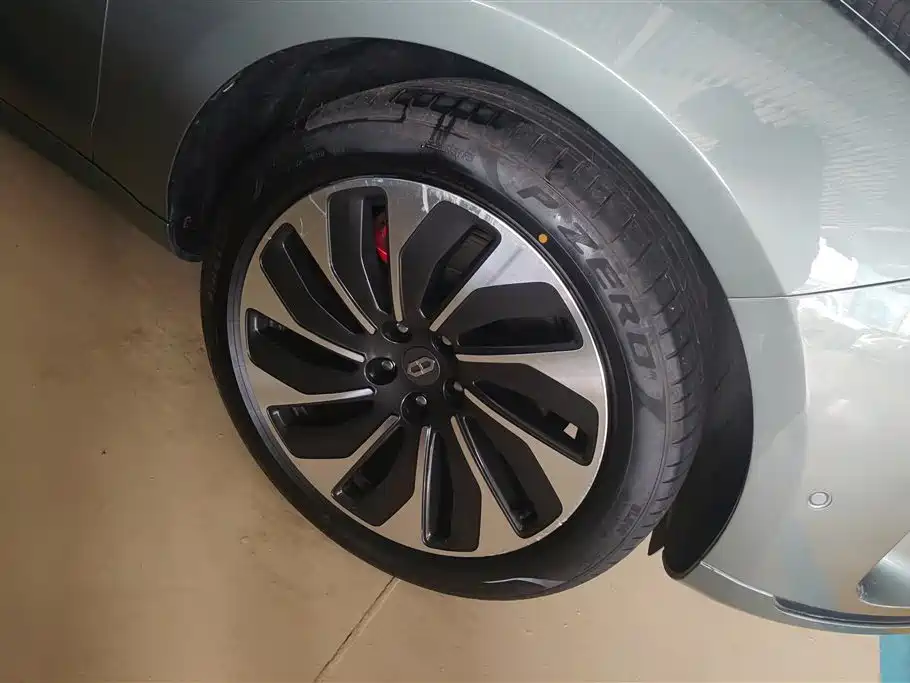 Aito M5