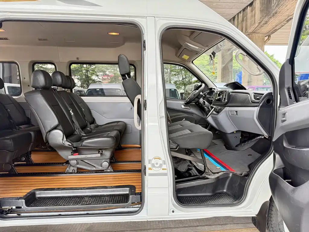 MAXUS V80 — миниатюра 11
