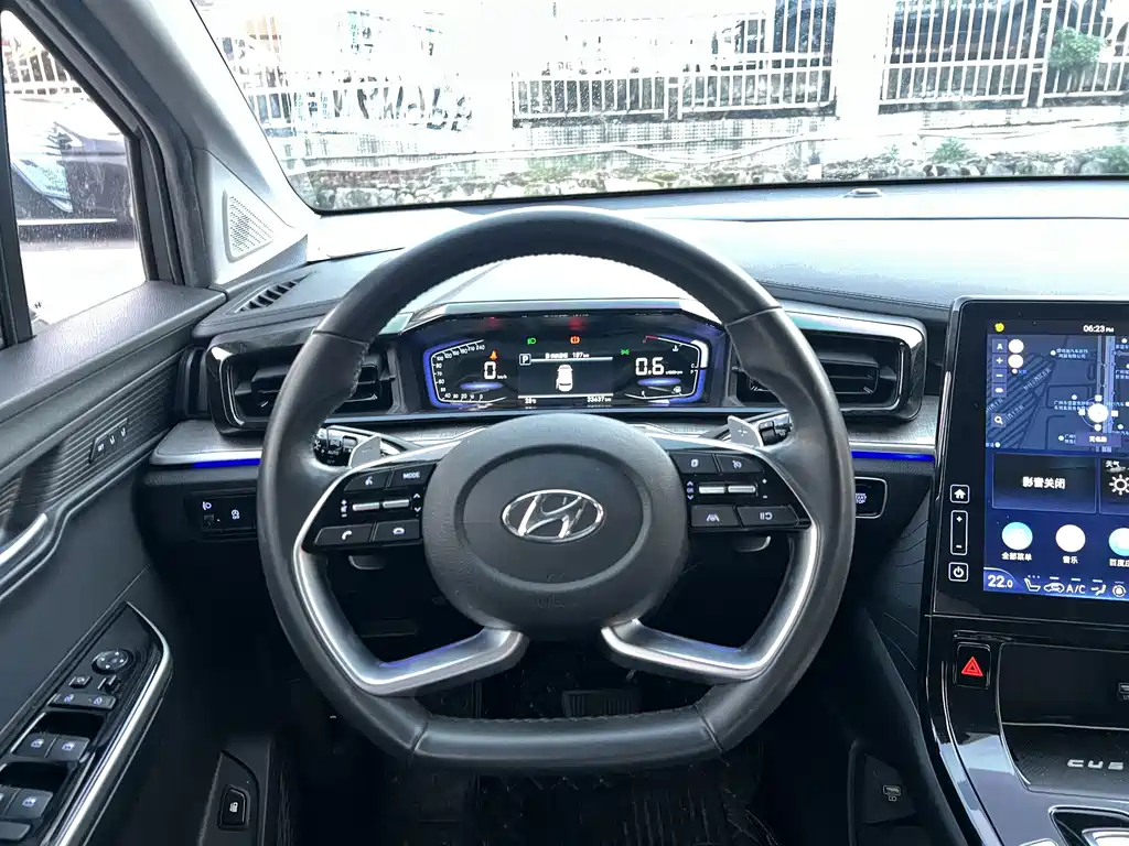 Hyundai Custo — миниатюра 12