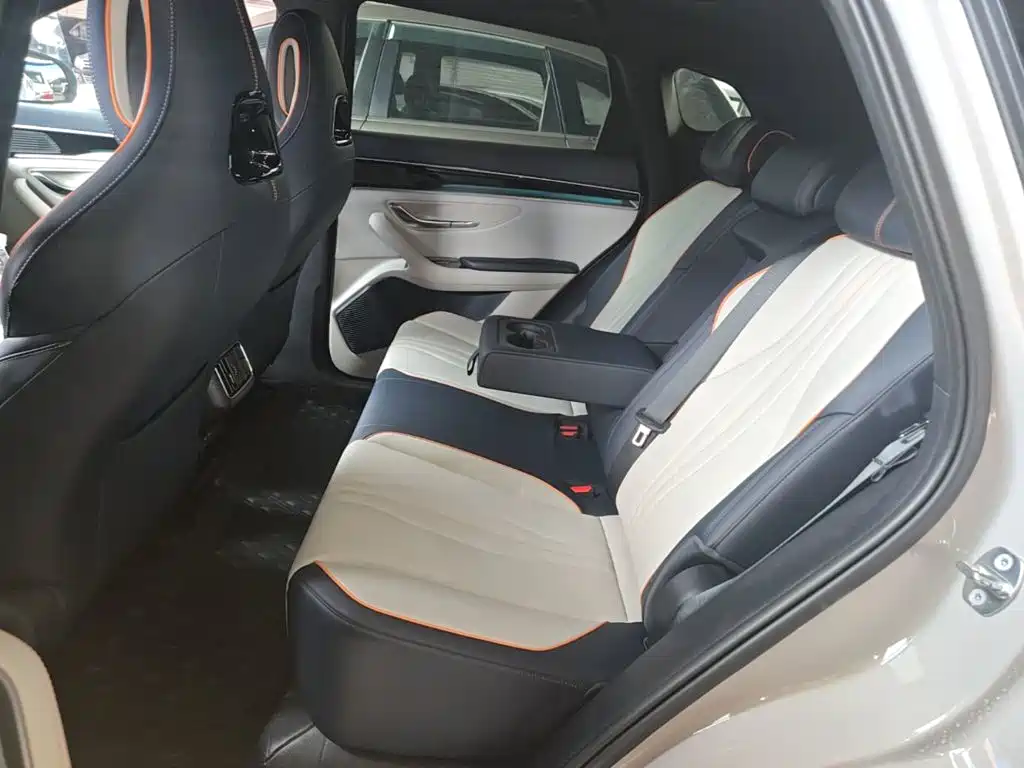 BYD PLUS New Energy — миниатюра 17