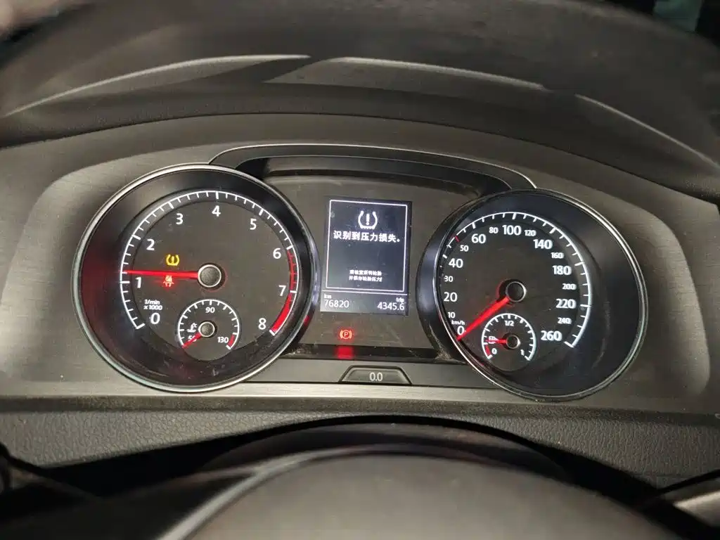 Volkswagen Golf — миниатюра 12