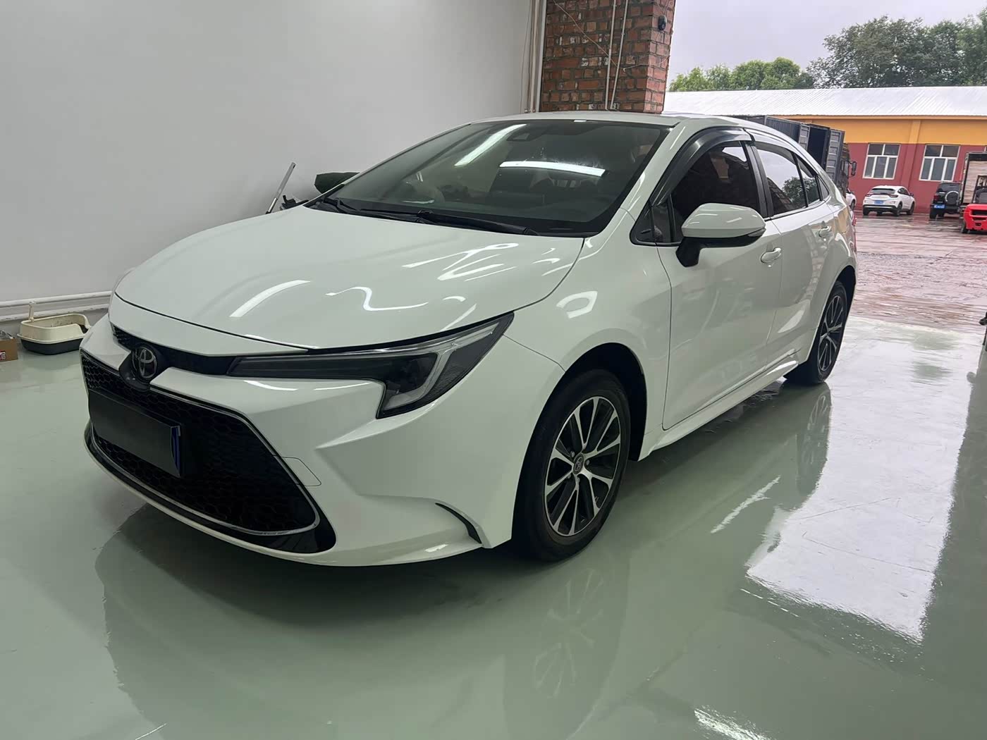 Toyota Levin 1.2 л 2023 г. Белый, пробег 44000 км