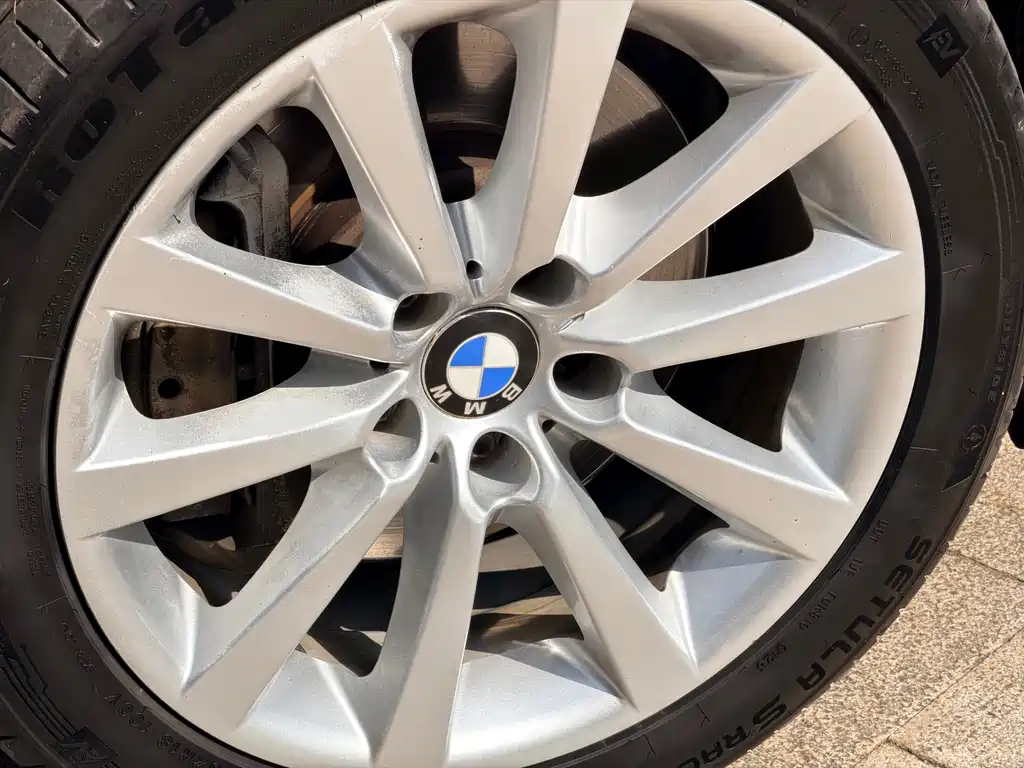BMW 5 Series — миниатюра 16