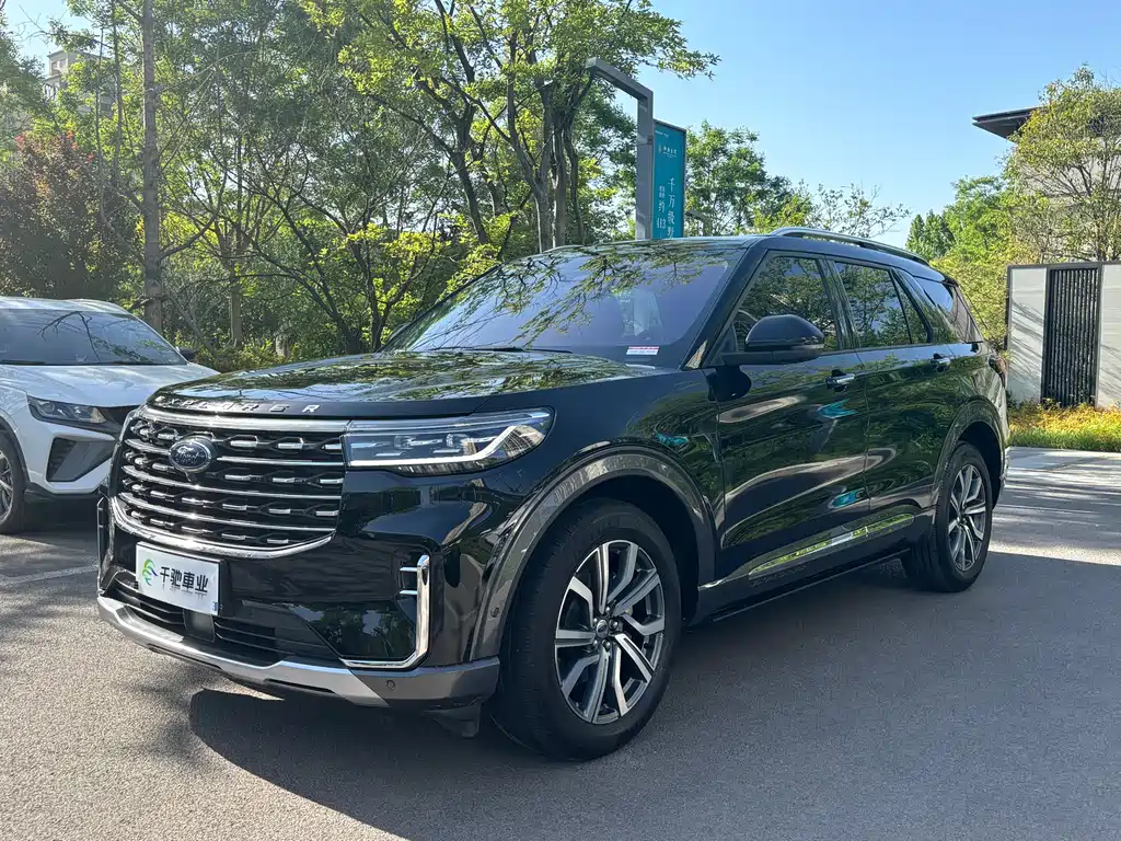 Ford Explorer 2023