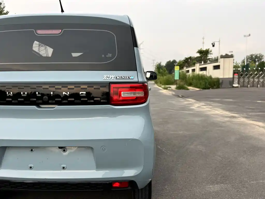 Wuling MINIEV — миниатюра 18