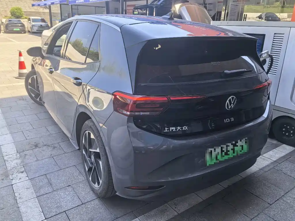 Volkswagen ID.3 — миниатюра 5
