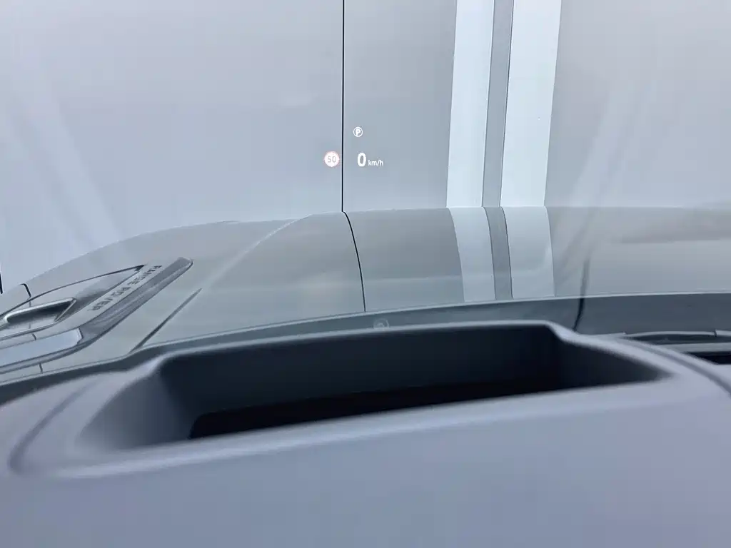 Land Rover Sport — миниатюра 14