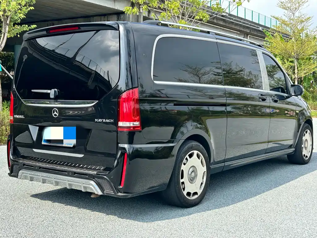 MERCEDES-BENZ V CLASS