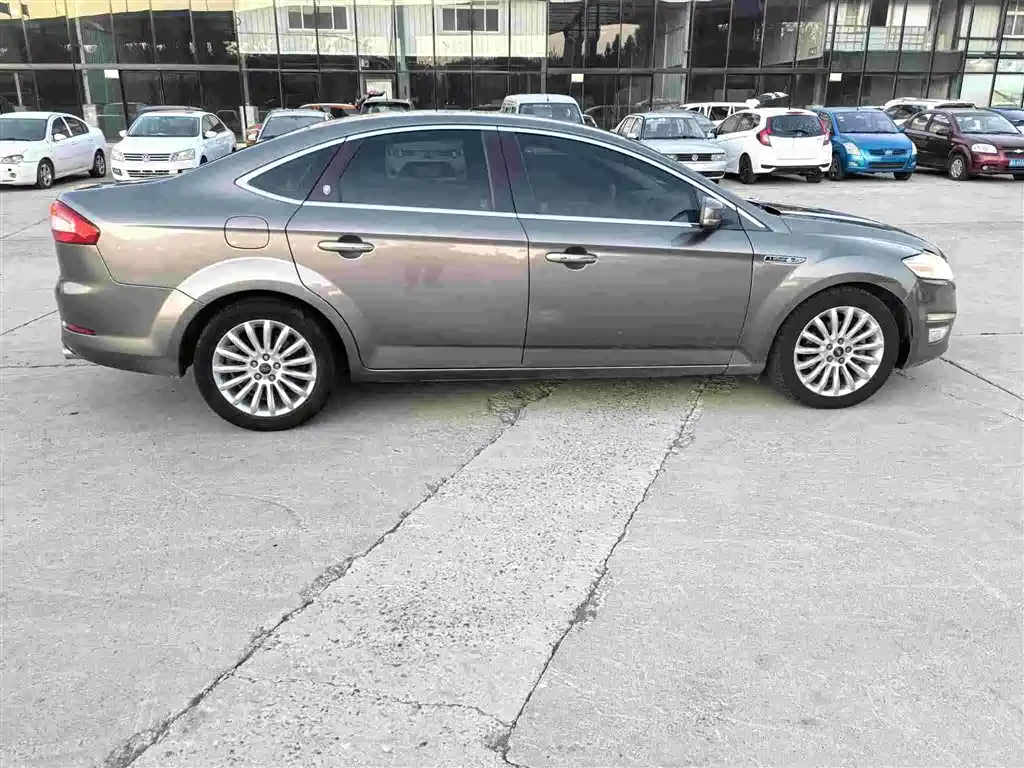 Ford Mondeo Zhisheng — миниатюра 14