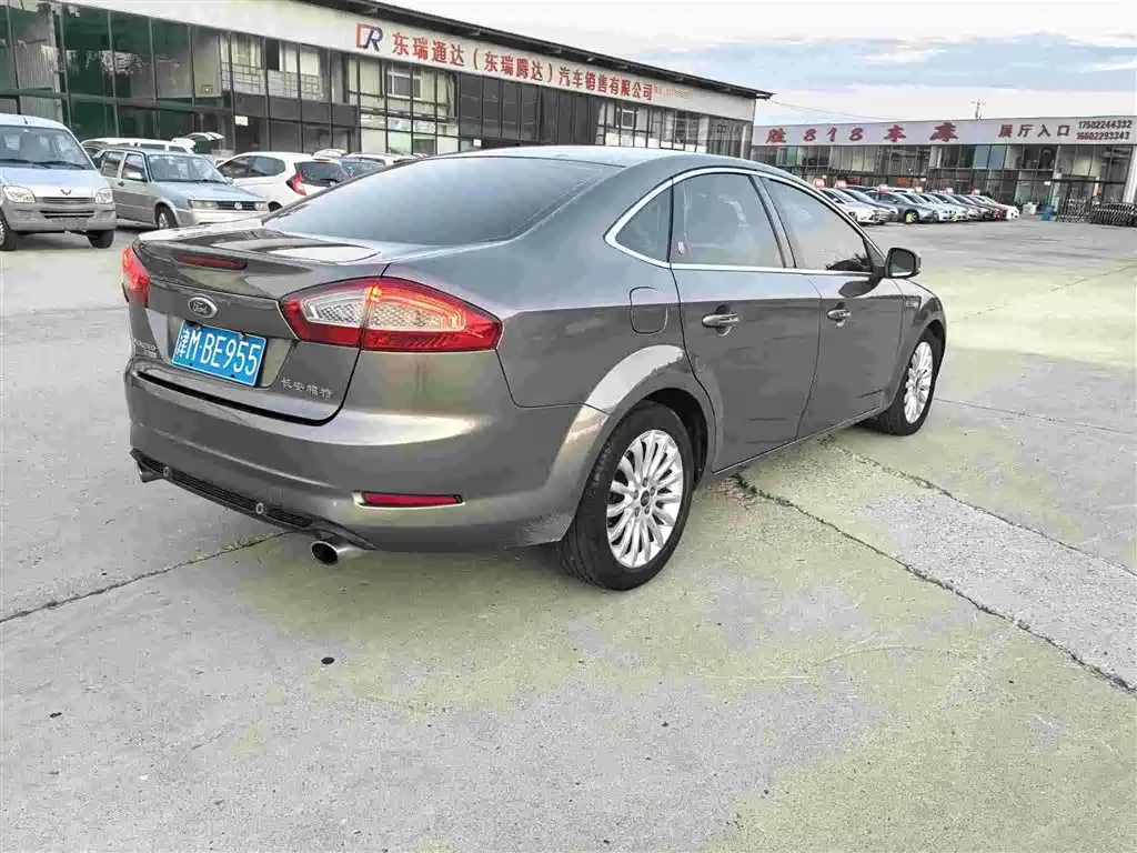 Ford Mondeo Zhisheng — миниатюра 7