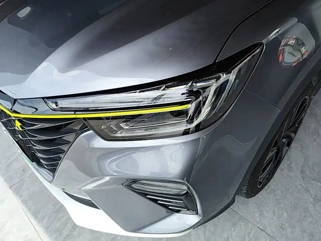 Roewe RX5 New Energy — миниатюра 24