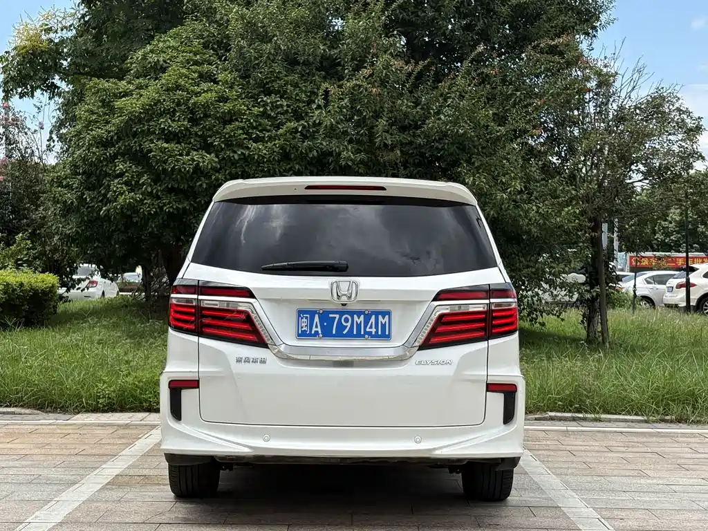 Honda Elysion — миниатюра 11