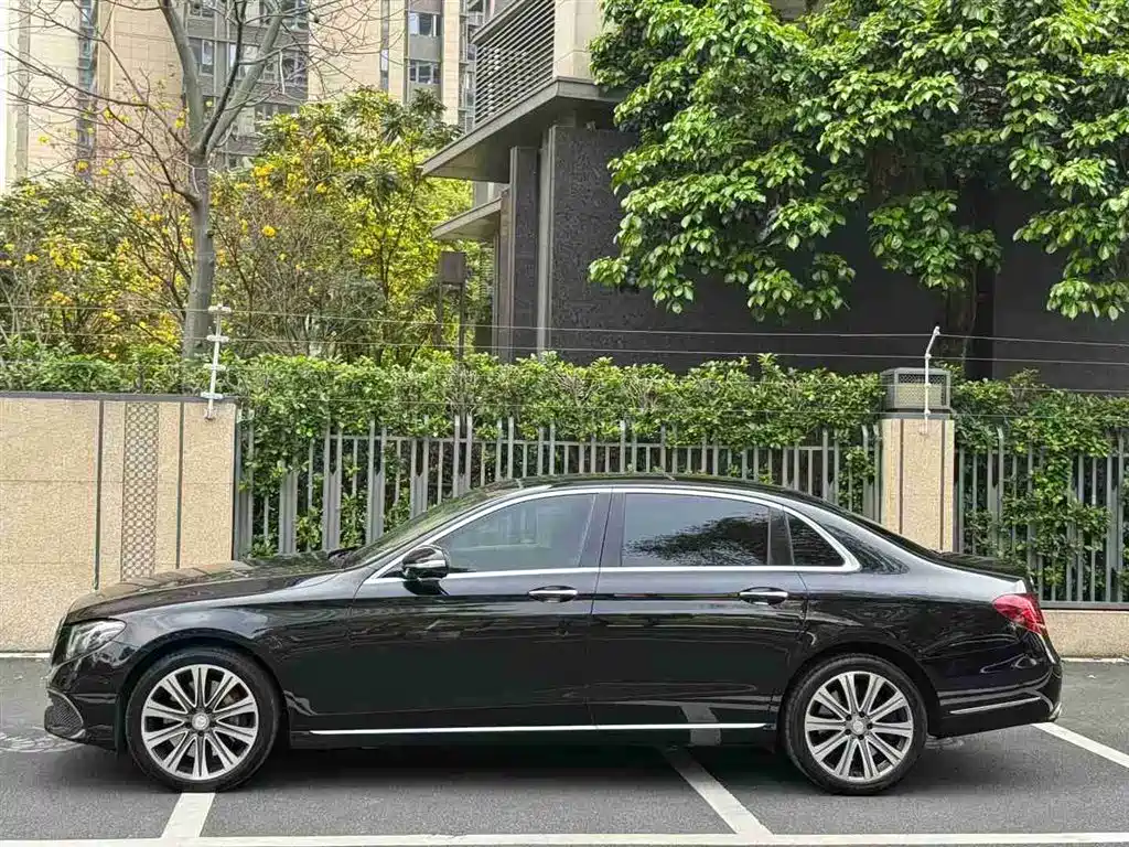 Mercedes-Benz E-Class E 2017 E 320 L 4MATIC