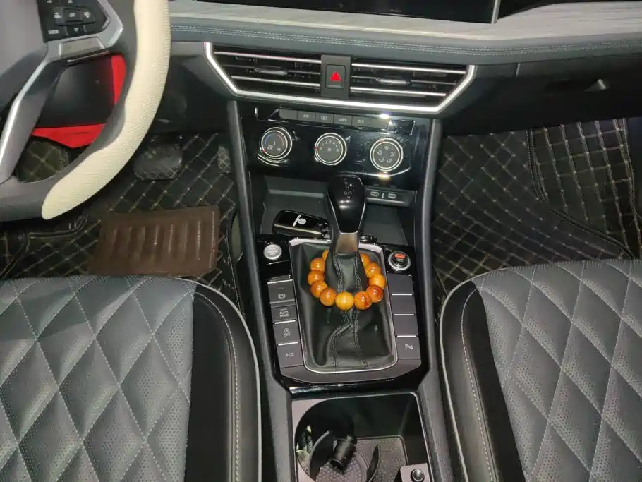 Volkswagen Sagitar — миниатюра 16