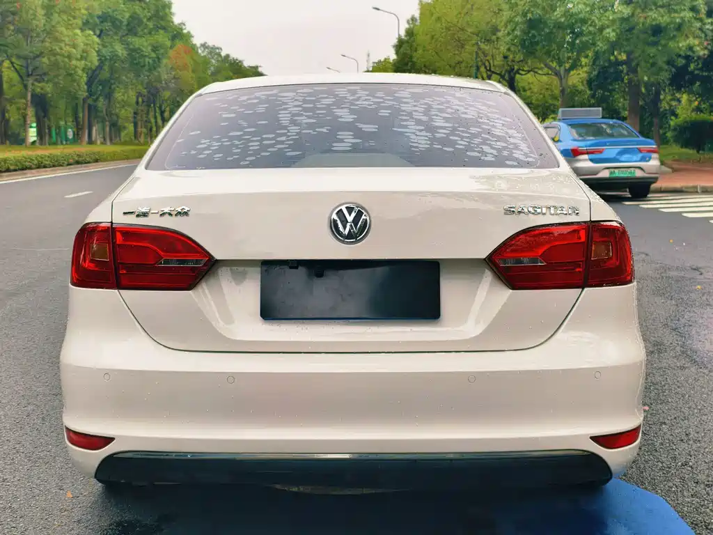 Volkswagen Sagitar — миниатюра 8