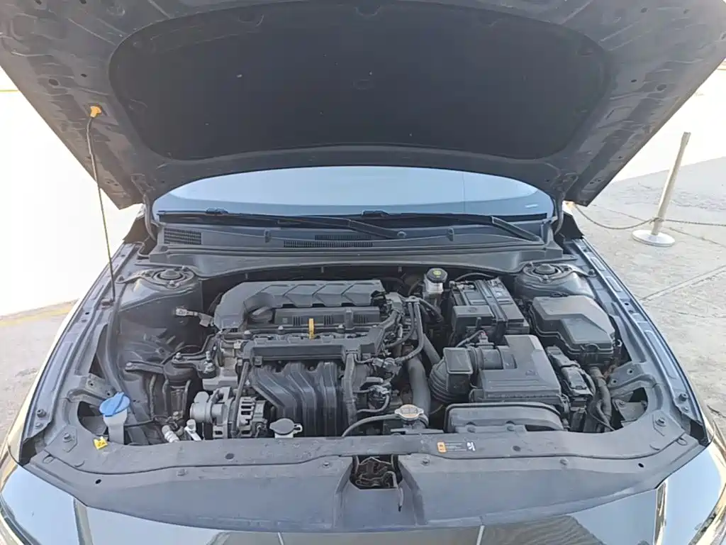 Hyundai Elantra — миниатюра 20