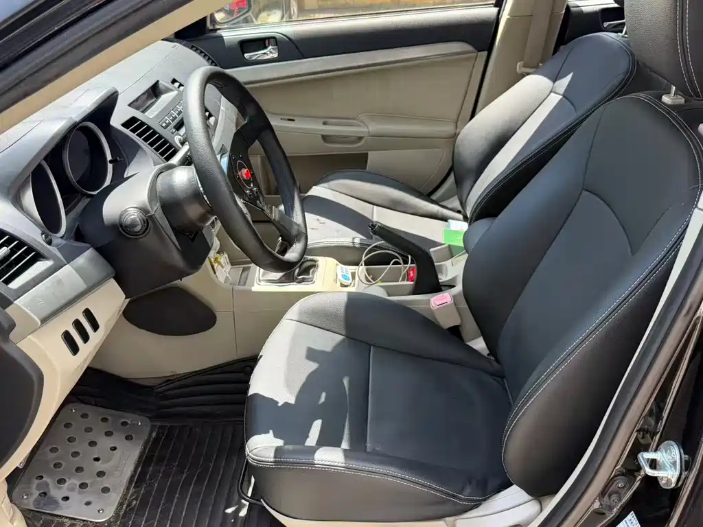 Mitsubishi Lancer EX — миниатюра 5