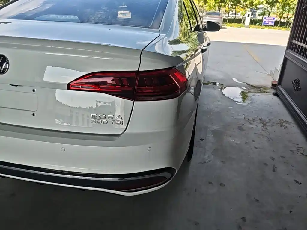 Volkswagen Bora 2023 200TSI DSG