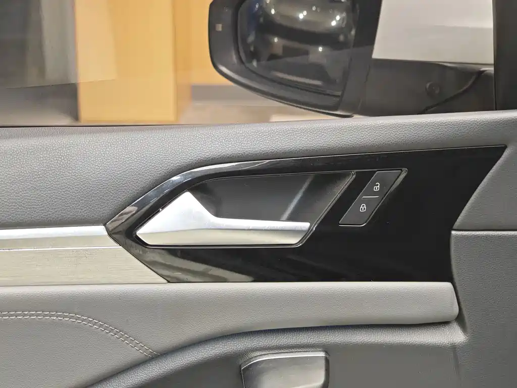 Volkswagen Sagitar — миниатюра 8