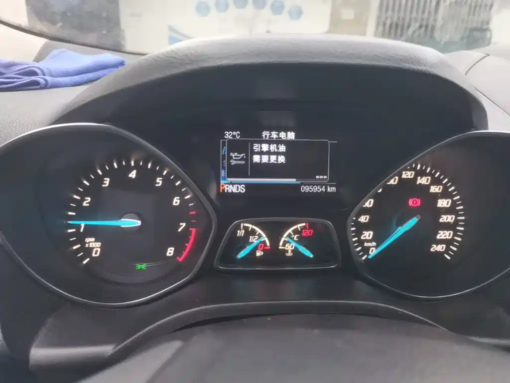 Ford Kuga — миниатюра 12