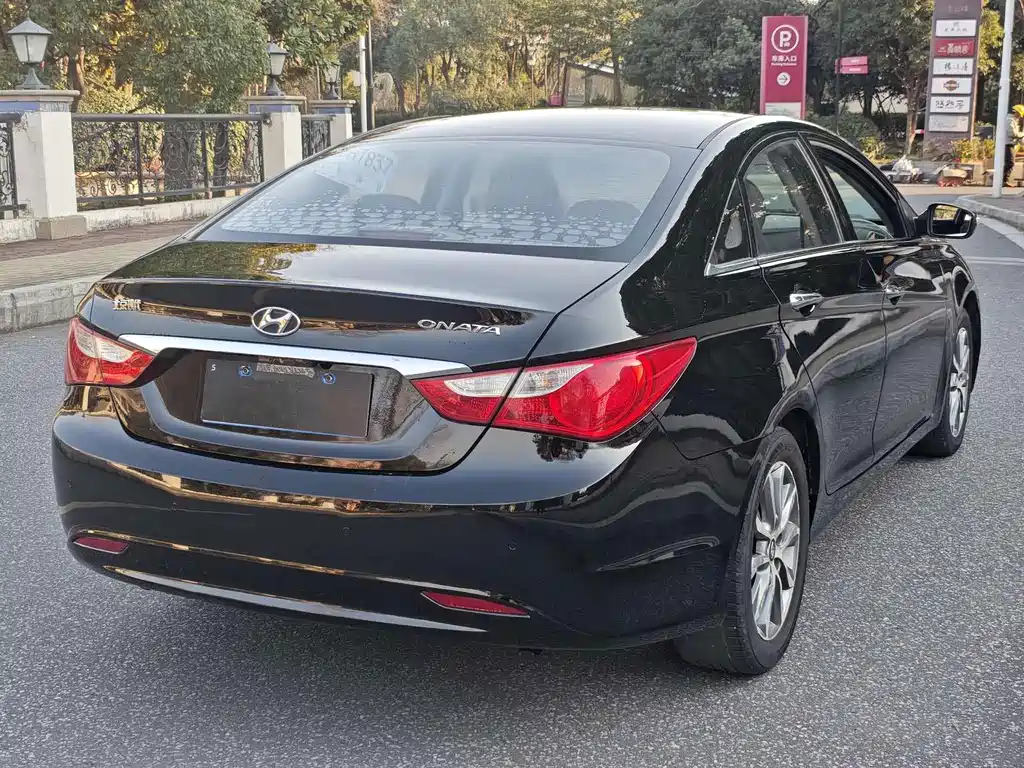 Hyundai Sonata — миниатюра 6
