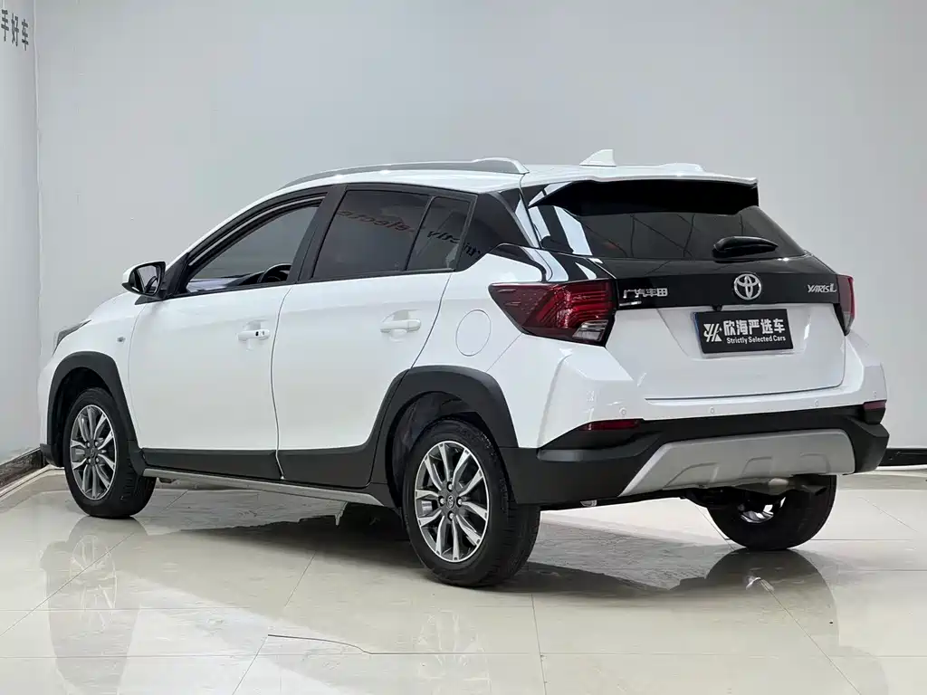 Toyota Yaris L — миниатюра 6
