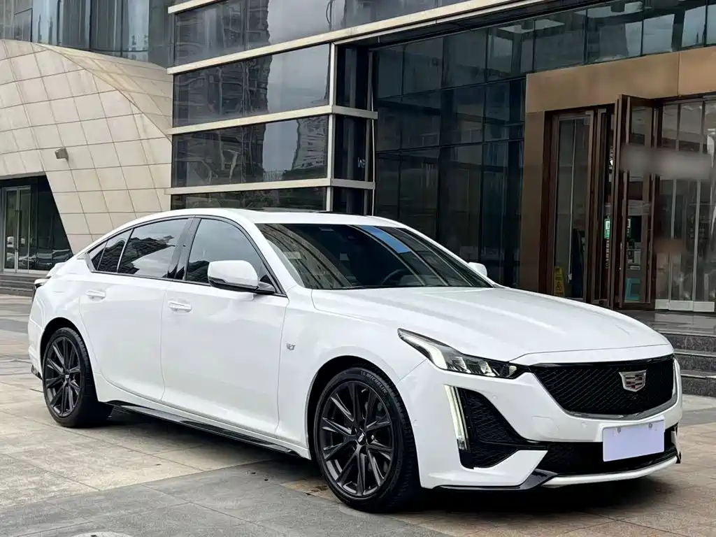Cadillac CT5 — миниатюра 8