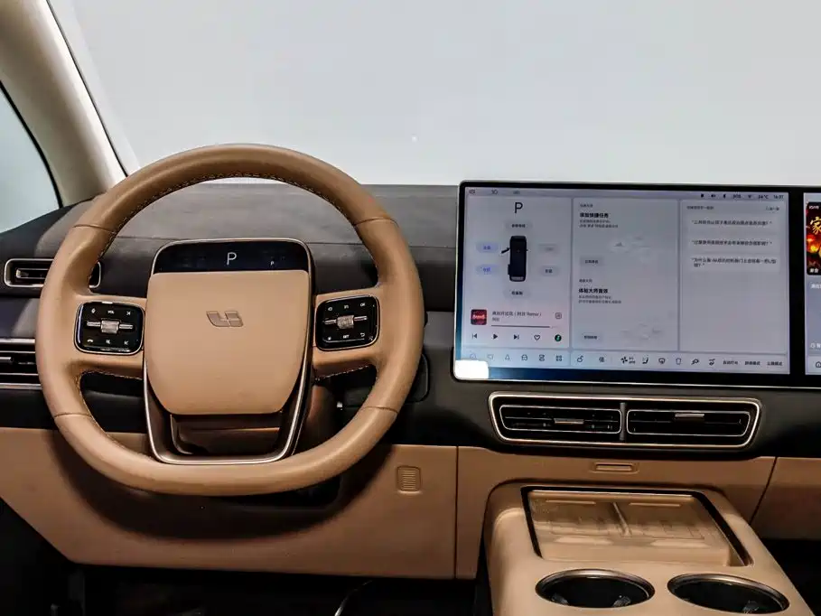 Li Auto Li MEGA — миниатюра 28