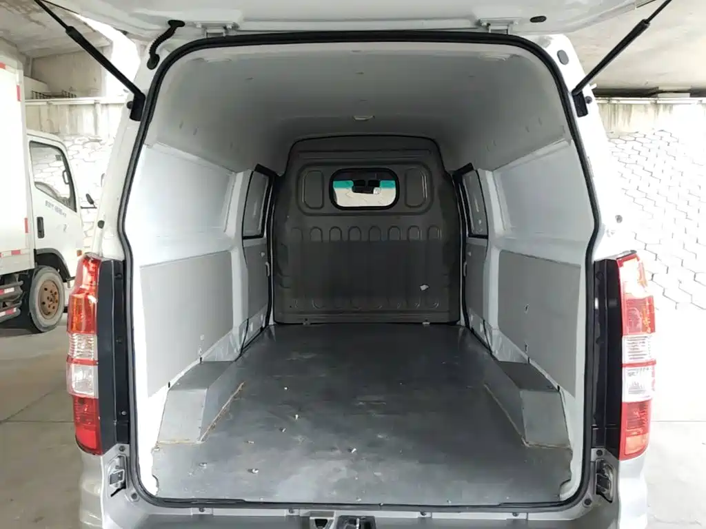 Jinbei Hiace X30L — миниатюра 19