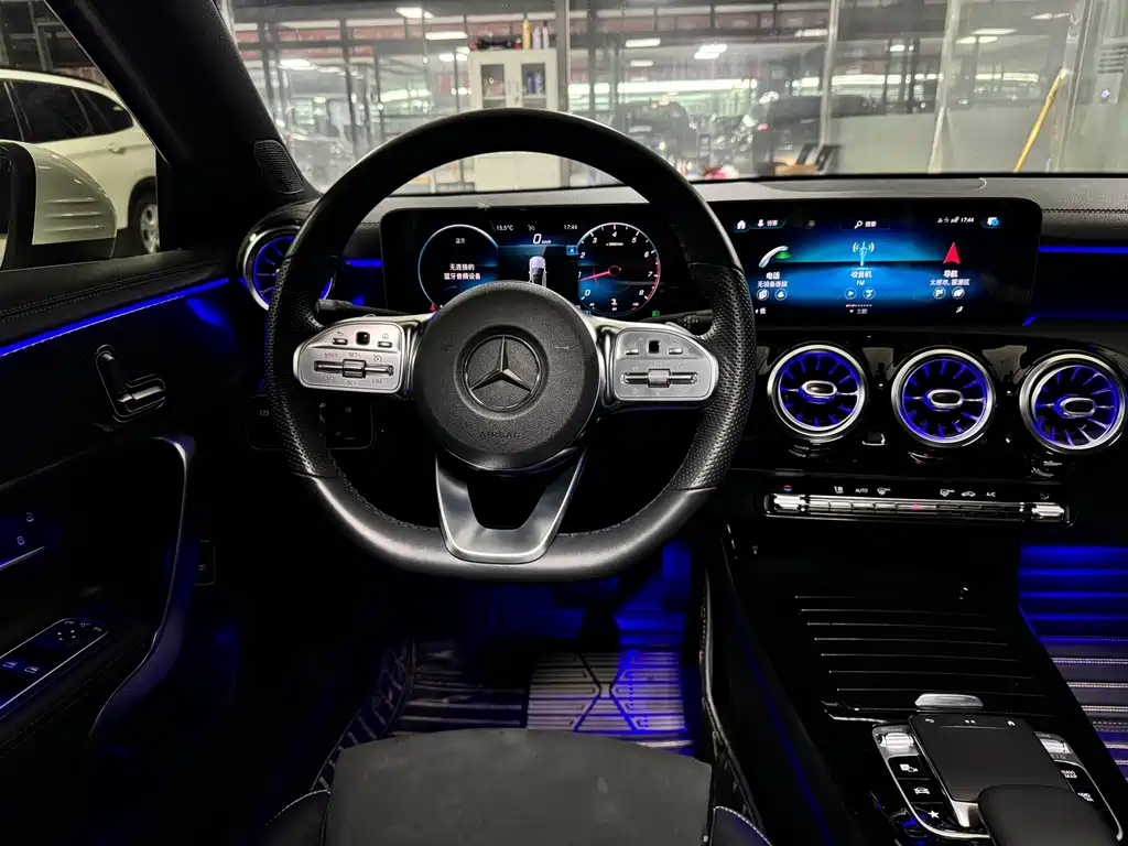 MERCEDES-BENZ A CLASS