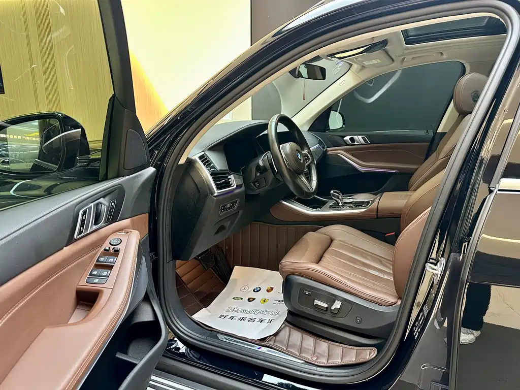 BMW X5 2021 xDrive30i M Sport