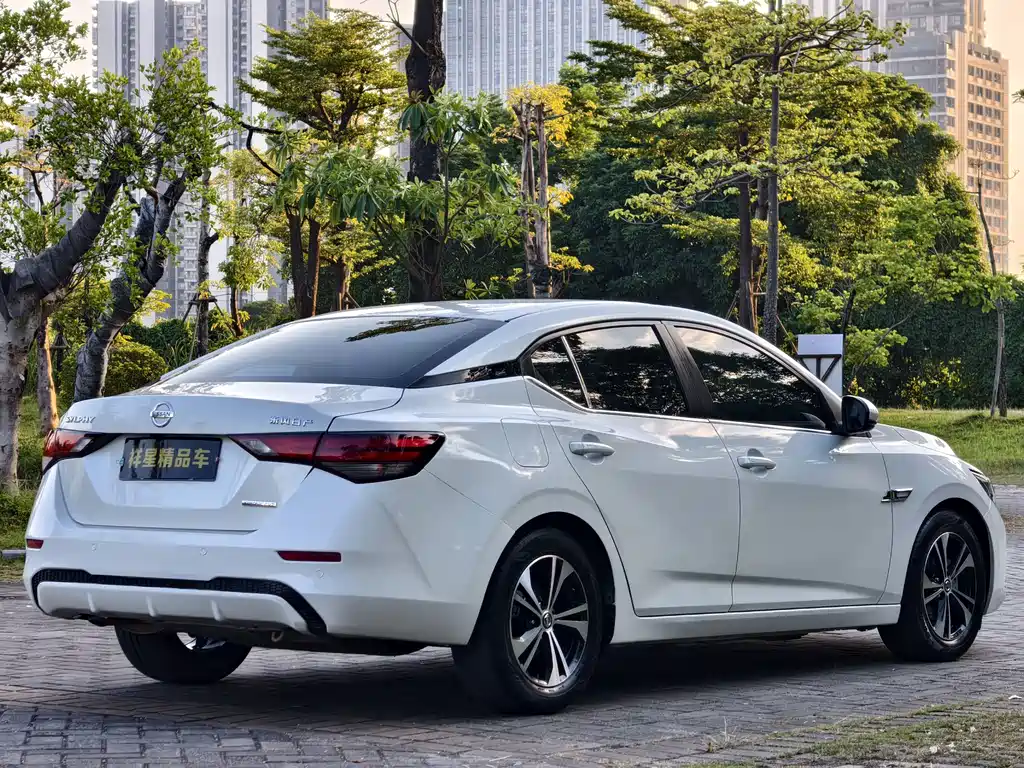 Nissan Sylphy — миниатюра 12