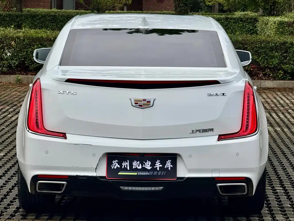 Cadillac XTS — миниатюра 10