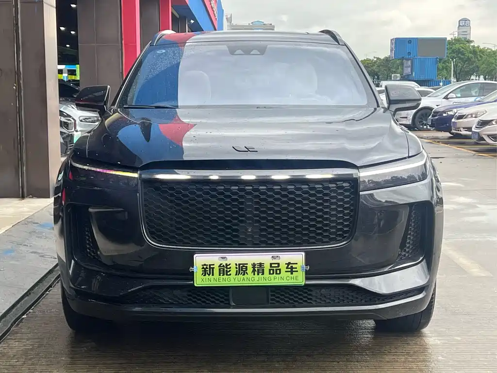 Li Auto ONE 2020 6 мест