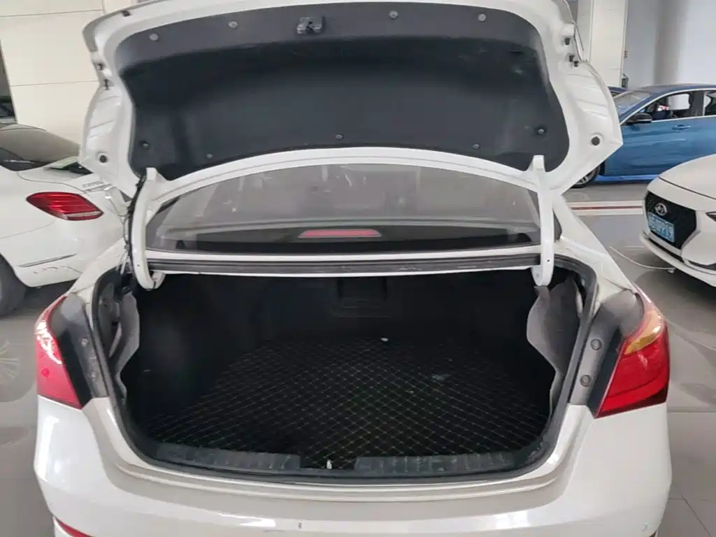 Hyundai Mistra — миниатюра 19