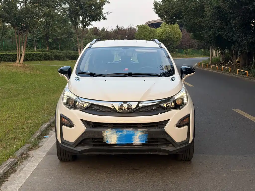 BYD Yuan — миниатюра 2