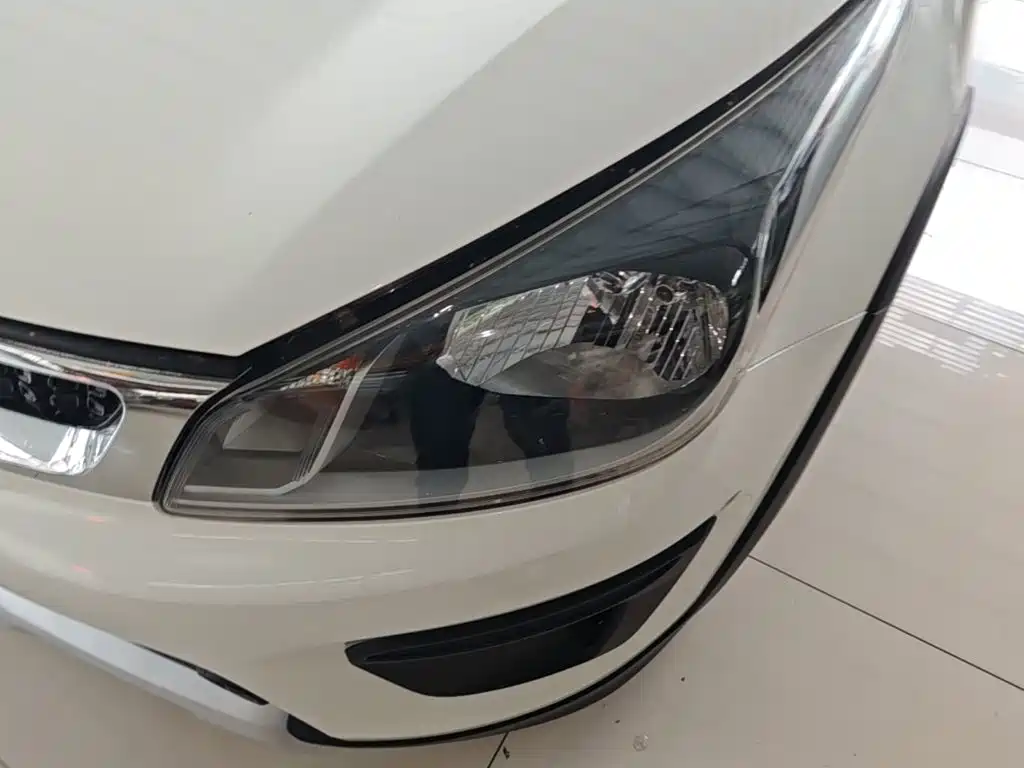 Kia KX Cross — миниатюра 24