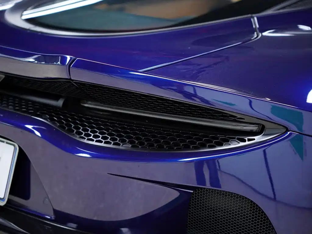 McLaren GT — миниатюра 5