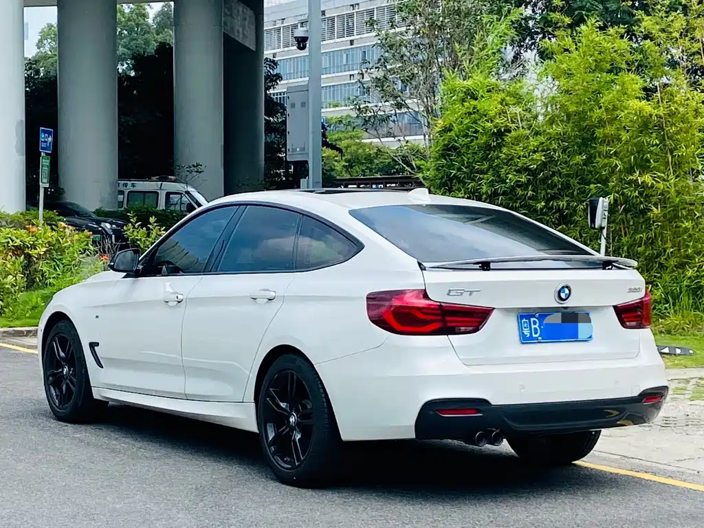 BMW 3 Series GT 3 GT 2020 320i M Sport