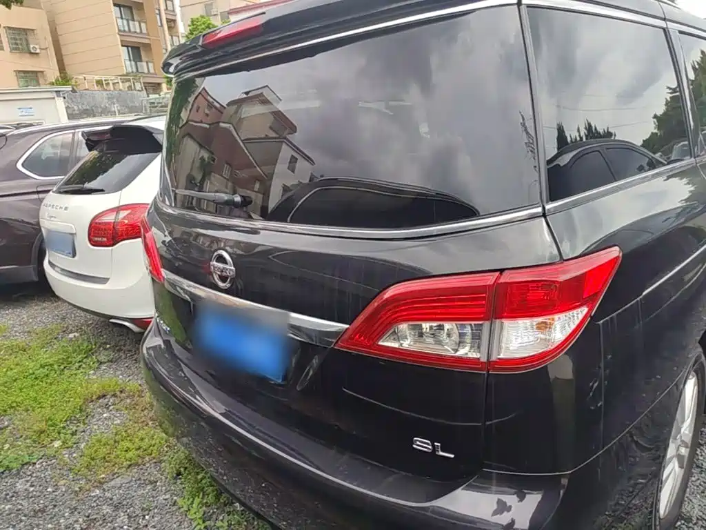 Nissan Quest — миниатюра 6