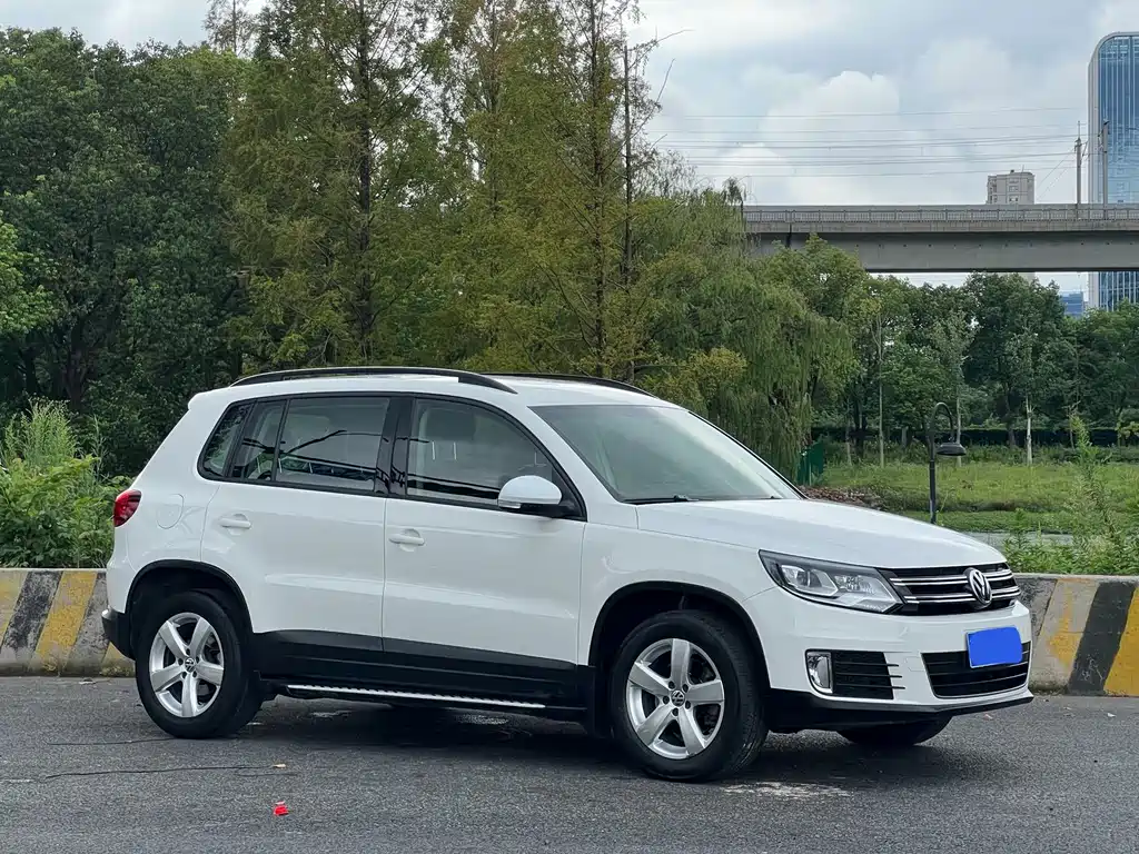 Volkswagen Tiguan — миниатюра 5