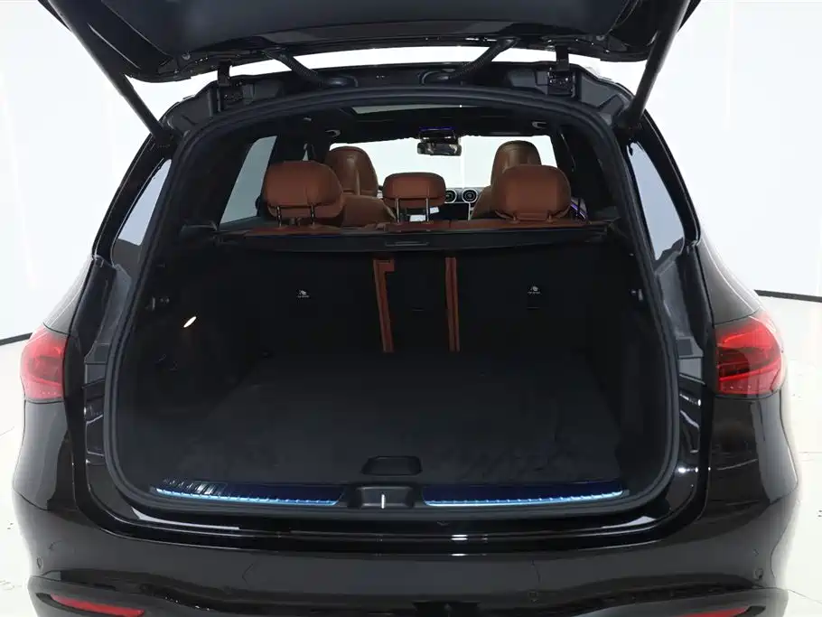 Mercedes-Benz GLC 2025 GLC 260 L 4MATIC